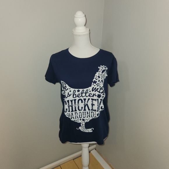 Anvil navy blue short sleeve t-shirt - size L. "Life is better with chickens" - Picture 2 of 10